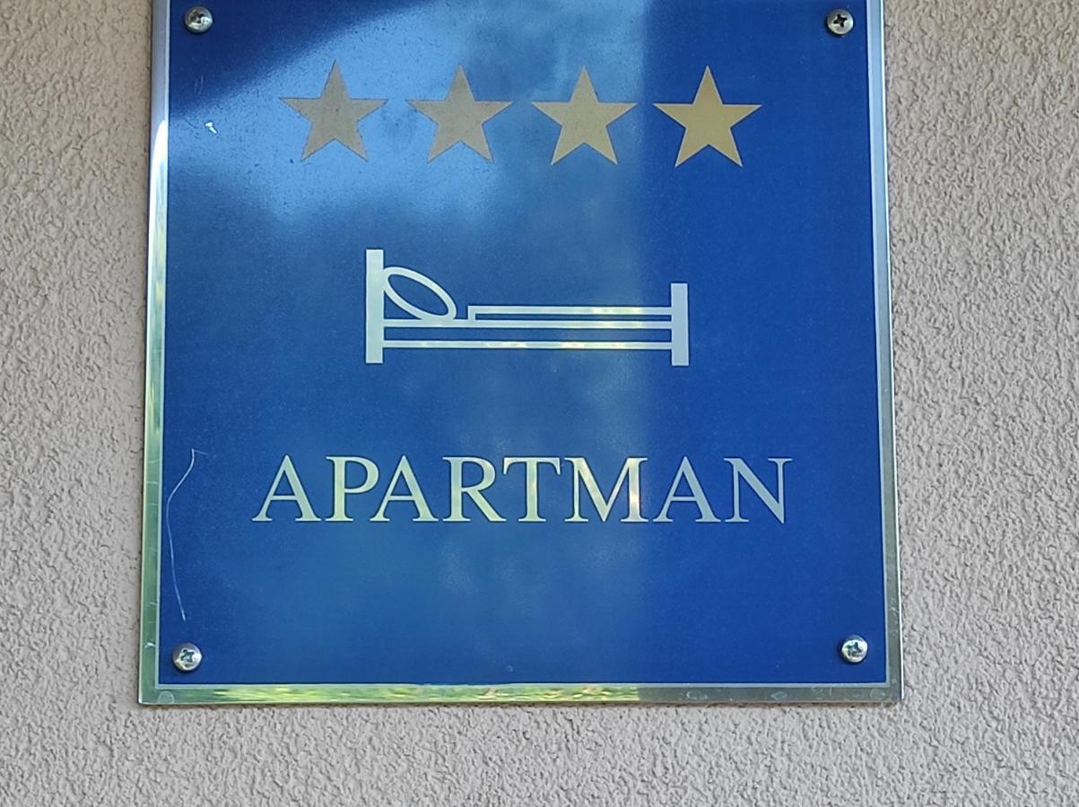 Apartman Gina ラビン エクステリア 写真