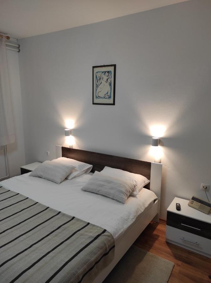 Apartman Gina ラビン エクステリア 写真